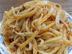 -牡丹广场薛栓子擀面皮大王