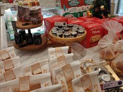 零售区-TOUCH泰奇(金桥长岛路店)