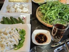 -大匠工房古船木艺术餐厅·猪肚鸡专门店(长白仙岛店)