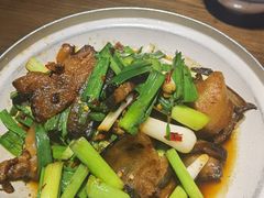 大蒜炒腊肉-廖师傅大蒜炒腊肉(袁家岭店)