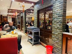 大堂-泉福居酱骨头自助广场(南大街商业步行街店)