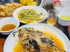 -北京龙庆四季香农家饭庄·灶台鱼·碳烤虹鳟鱼(龙庆峡店)