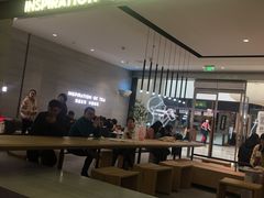 大堂-喜茶(杭州滨江宝龙店)