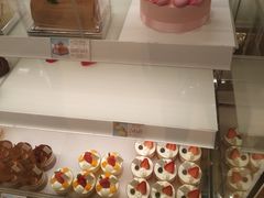 -好利来(东直门银座店)