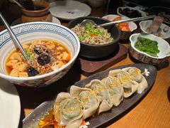 -庆春朴门(前滩太古里店)