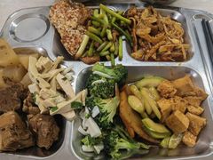 -曲江惠宾苑宾馆(大雁塔大唐不夜城店)