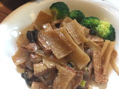 -秦唐一号西安菜馆(钟楼店)