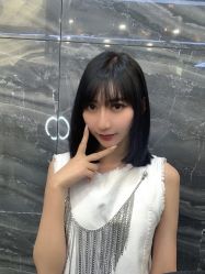 -银星女王公园发型艺术沙龙