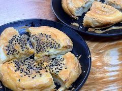 牛肉锅盔-青石桥老瓦房肥肠粉总店(青石桥总店)