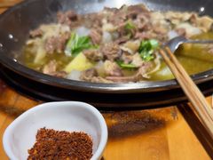 -大众跷脚牛肉馆·非遗传承单位(峨眉山店)