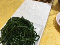 炝拌草原沙葱-德乐海蒙餐