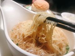 -新大咀港式茶餐厅(宝山万达店)