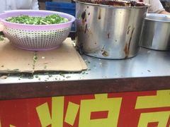 -正宗杂粮煎饼香软鸡蛋饼
