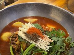 -喇喇排骨火锅·传统韩式脊骨汤(望京西园总店)