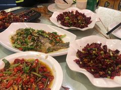 -小芙蓉湘菜馆(易生活购物公园店)