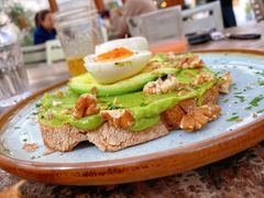 牛油果煮蛋吐司-RAC BAR(安福路店)