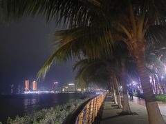 -万绿园