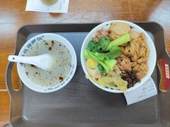 -老柴枝猪脚饭(窑岭店)