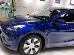 -TESLA 特斯拉(北京颐堤港体验店)