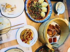 -临界音乐酒馆·小龙虾·江湖菜(华熙LIVE·鱼洞店)