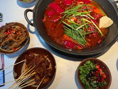 -芈重山老火锅(广州首店)