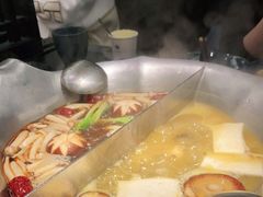 -湊湊火锅·茶憩(打浦桥日月光店)