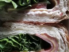 -万利隆·活力烘焙(人民路店)