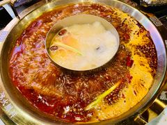 -炙爱鮮貨火锅(中东砂之船店)