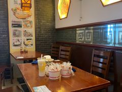 大堂-佬钱湾仔(衣裳街店)