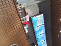 -杨小贤(东融国际影城店)