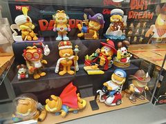 -泡泡玛特POPMART(万达店)