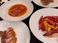 干拌牛腱肉-皇冠假日酒店-御皇轩中餐厅