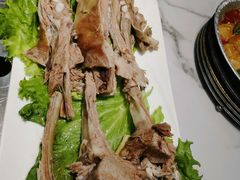 手抓羊肉-伊帆食府·青海地方特色美食