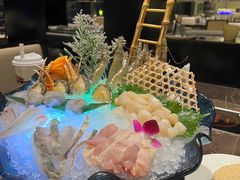海鲜拼盘-金陵饭店 56F 家·海鲜火锅餐厅