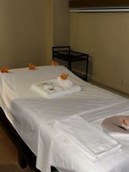 -禾颜社·精致美容