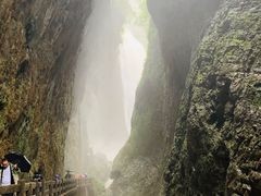 -龙水峡地缝景区