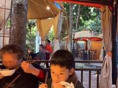 -二荆条·蜀鲜汇城市森林火锅