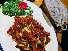 -白乐天毛肚火锅馆(南滨路店)