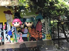 -莓园冰淇淋店