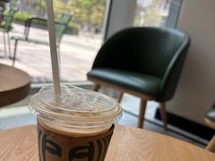 -星巴克(北京佳程广场店)