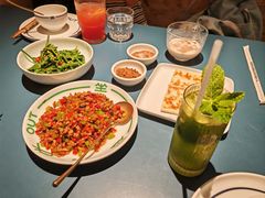 -一坐一忘云南菜(嘉里中心店)