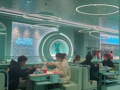 -季季红火锅(柳州城中万达二店)