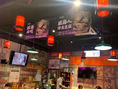 -蚝堡海鲜·威海菜·海肠捞饭·烧烤·亚洲吃蚝公司(幸福门店)