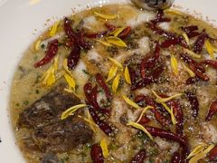 -渔语鱼酸菜鱼新川菜(来福士店)