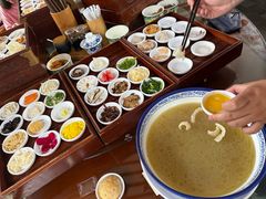 -香麒园·过桥米线·南湖雅宴