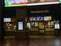 -CGV影城(滨江天街IMAX店)