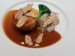 意大利白松露鲍汁扣香煎元贝皇-荣府宴(南阳路店)
