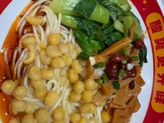 -魔都三兄弟酸辣粉·蘸卤炸串(虹桥万科店)