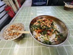 -红鼻子桂林米粉(金唐新光界店)
