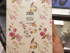 -ZARA(世贸天阶店)